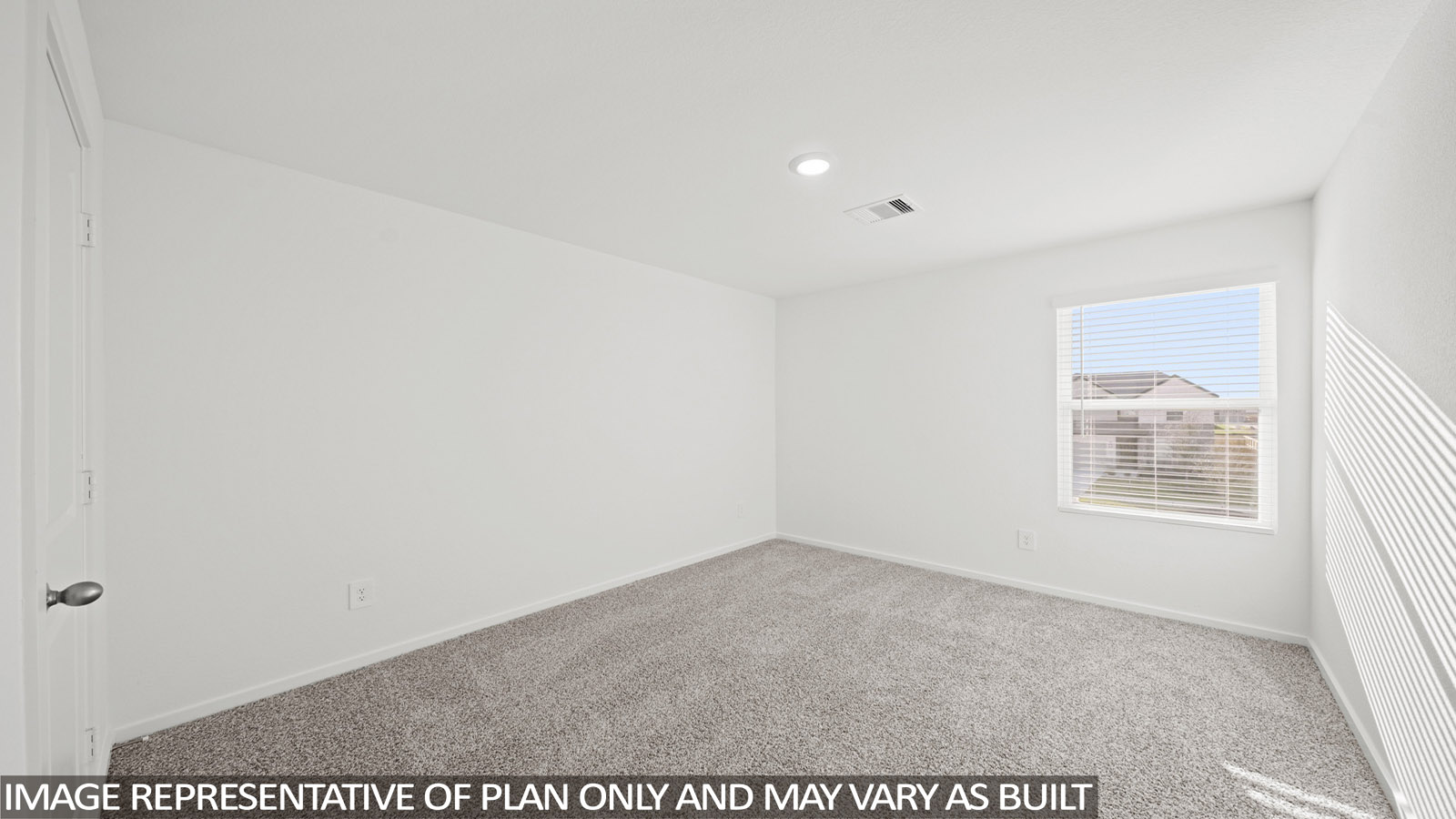 bedroom with carpet flooring