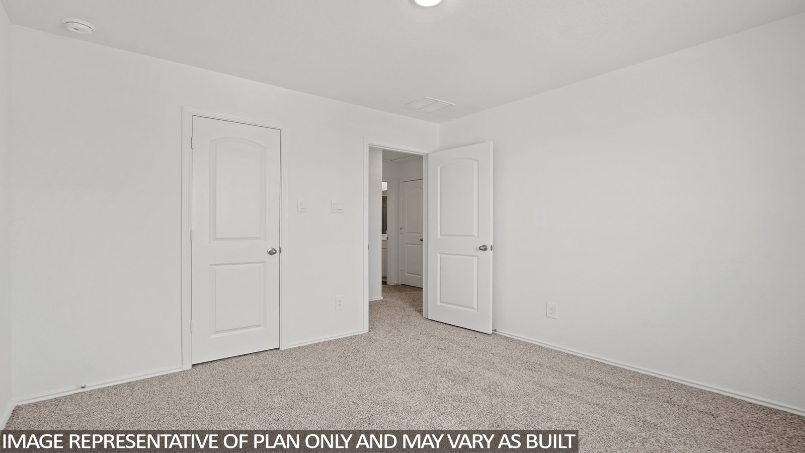 bedroom with carpet flooring