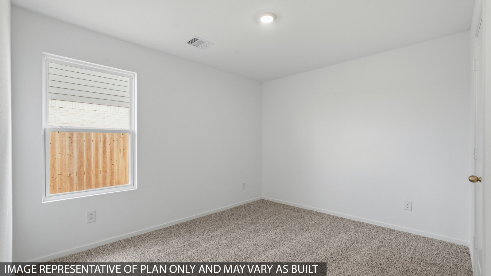 bedroom with carpet flooring