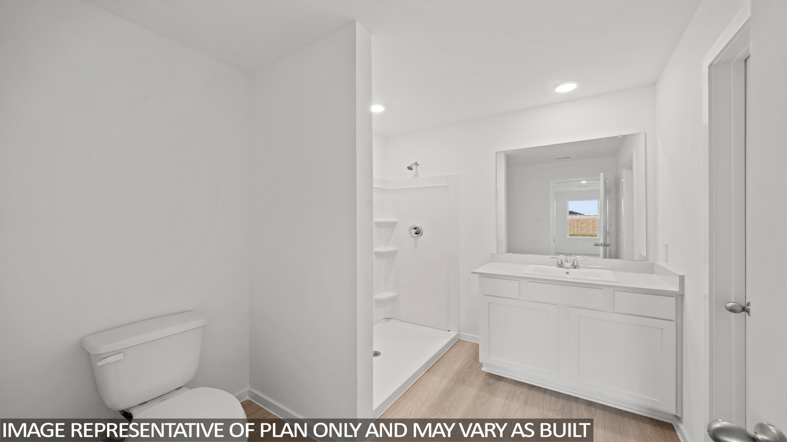 Secondary bathroom with tub/shower combo