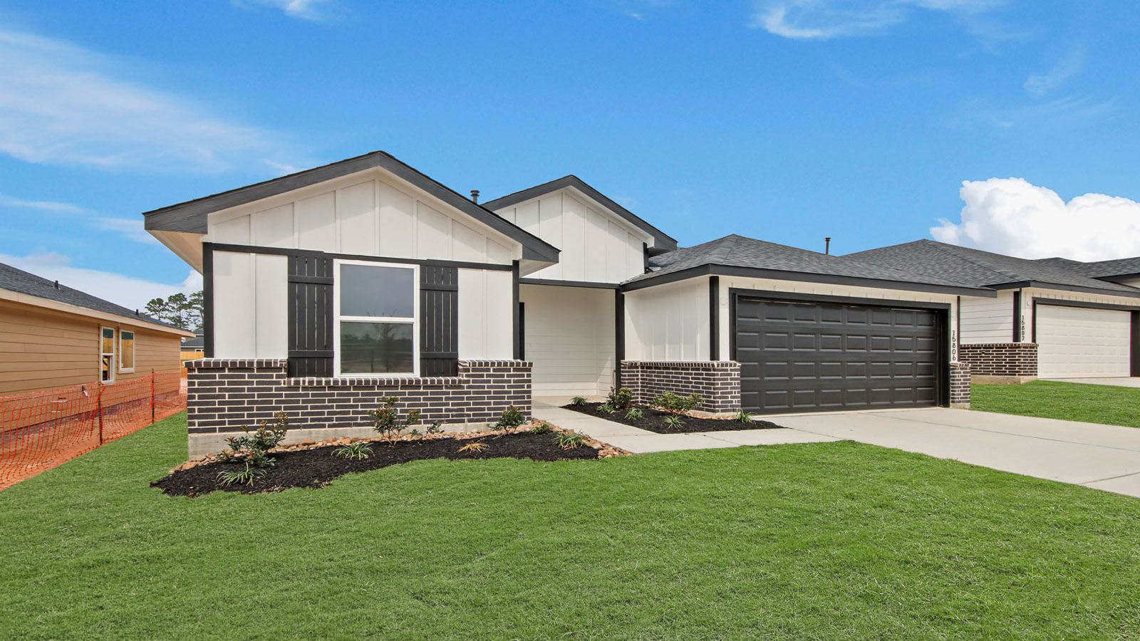 15806 Narrow Leaf Lane