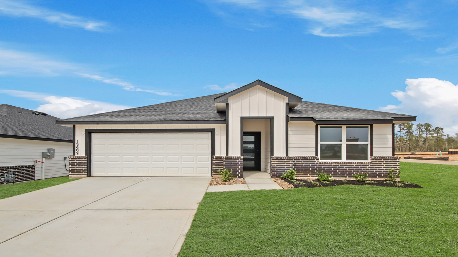 15806 Narrow Leaf Lane