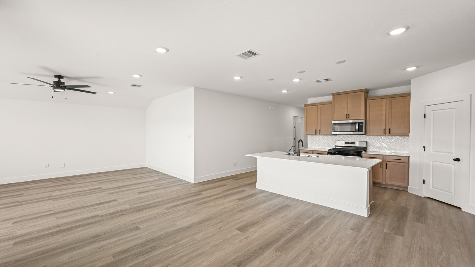 Kitchen with an island