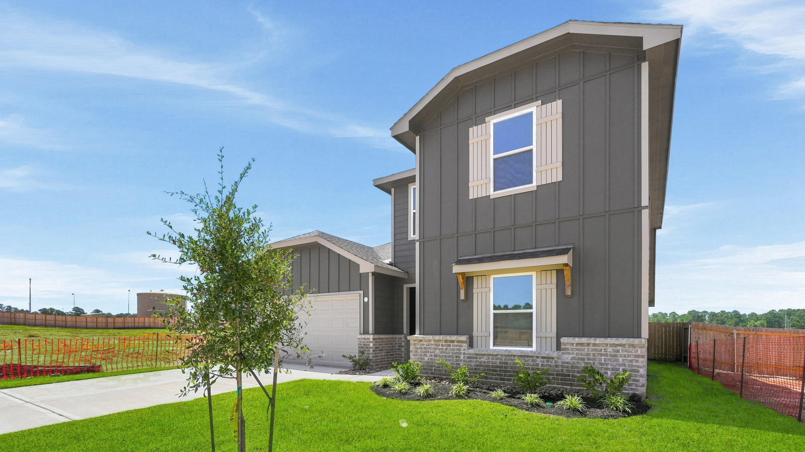 Model open 7 days a week 8738 Lake Valley Drive, Montgomery, TX 77316 1-2 story home, 3,4,5,6 bed homes with 1,2,3 baths.