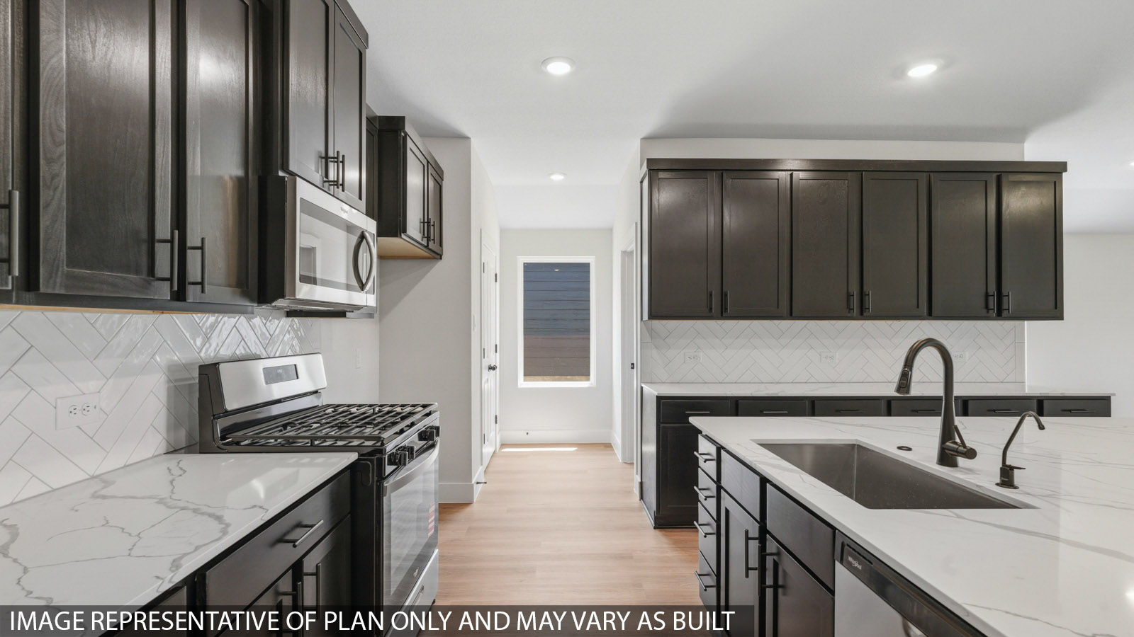Model open 7 days a week 8738 Lake Valley Drive, Montgomery, TX 77316 1-2 story home, 3,4,5,6 bed homes with 1,2,3 baths.