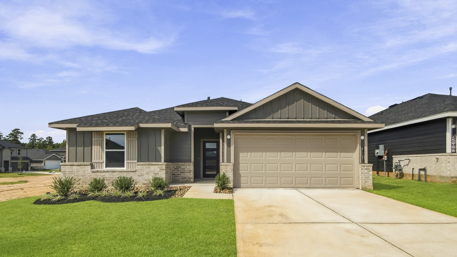 15912 Maybelle Street exterior