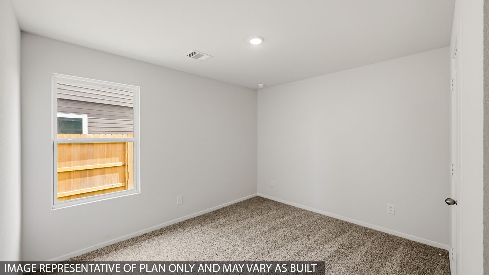 bedroom with carpet flooring