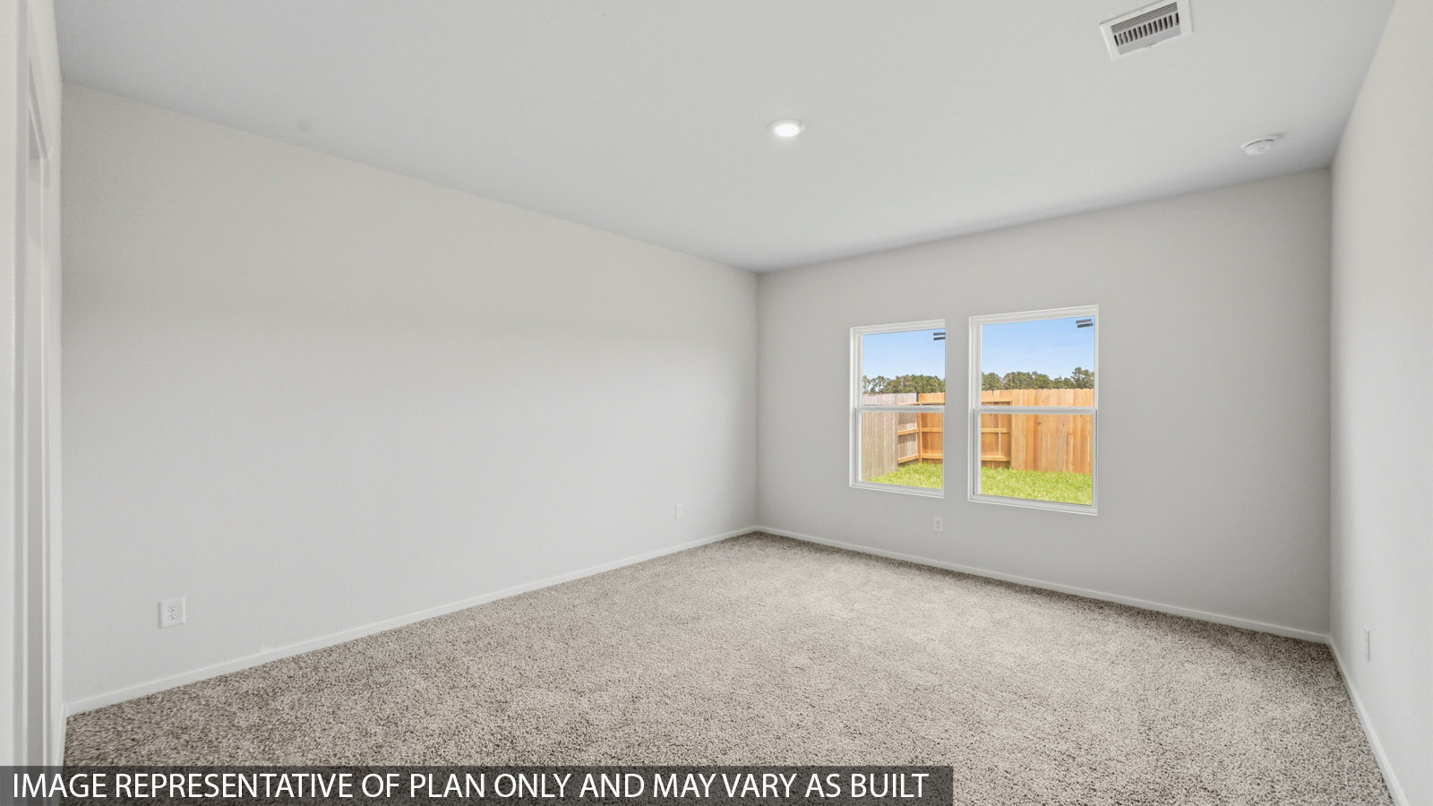 bedroom with carpet flooring