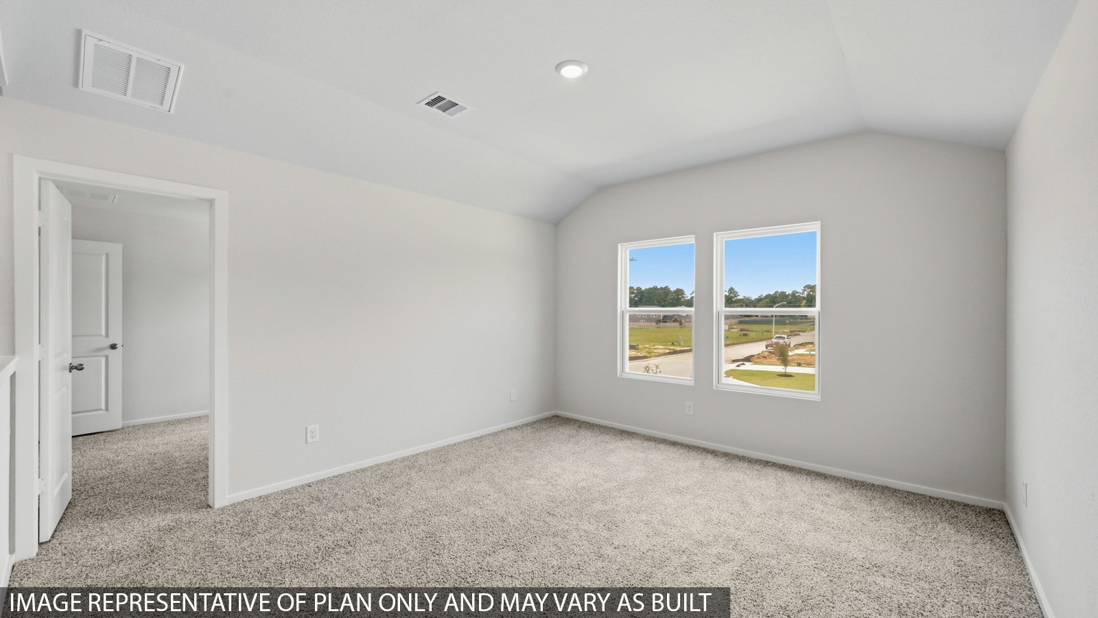 bedroom with carpet flooring