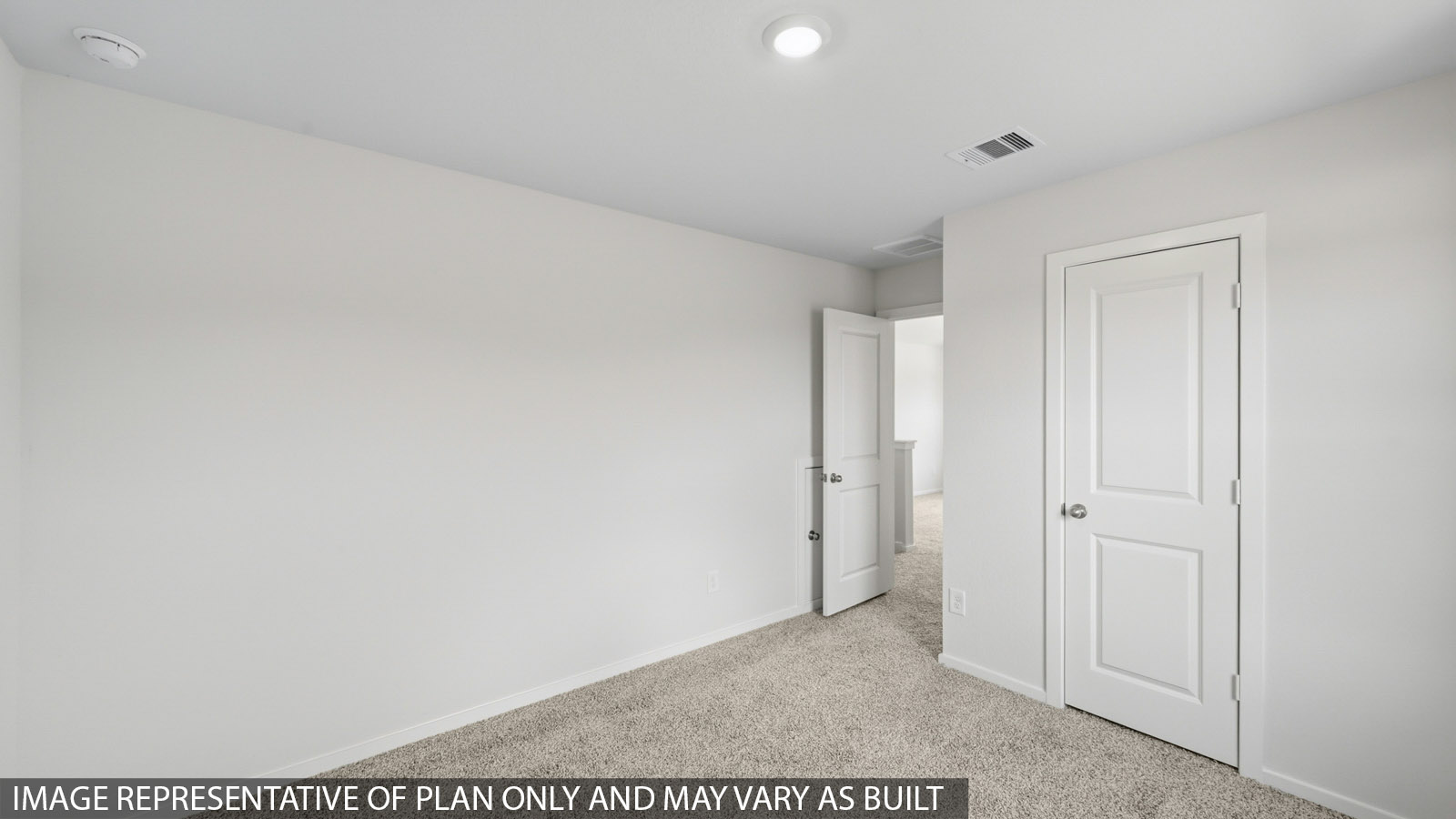 bedroom with carpet flooring