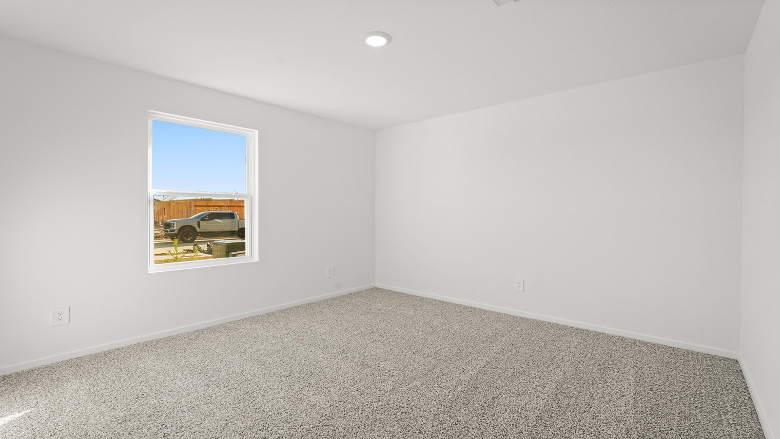 bedroom with carpet flooring