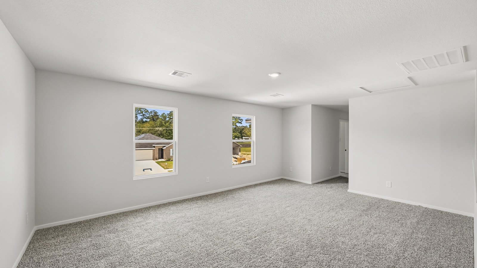 bedroom with carpet flooring