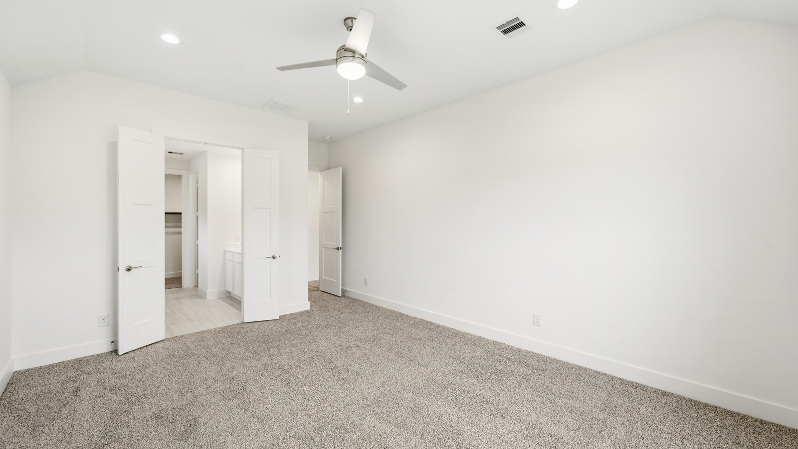 Mill Creek Estates Model Open 7 days a week 40812 Lilac Branch Street, Magnolia, TX 77354 1-2 story home, 3,4,5,6 bed homes with 1,2,3 baths.