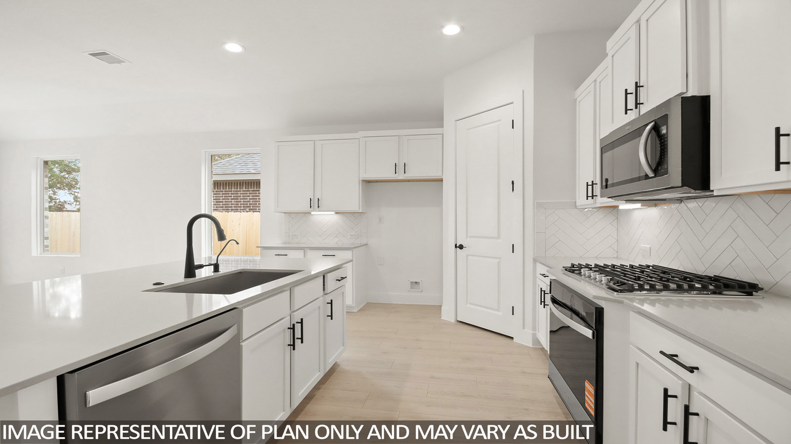 Mill Creek Estates Model Open 7 days a week 40812 Lilac Branch Street, Magnolia, TX 77354 1-2 story home, 3,4,5,6 bed homes with 1,2,3 baths.