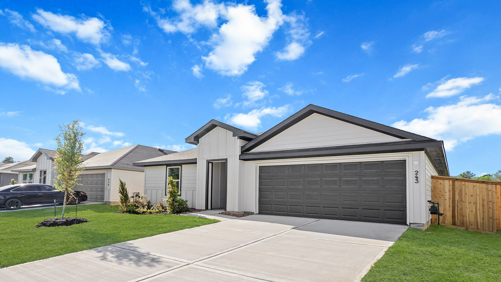 243 Golden Eagle Boulevard