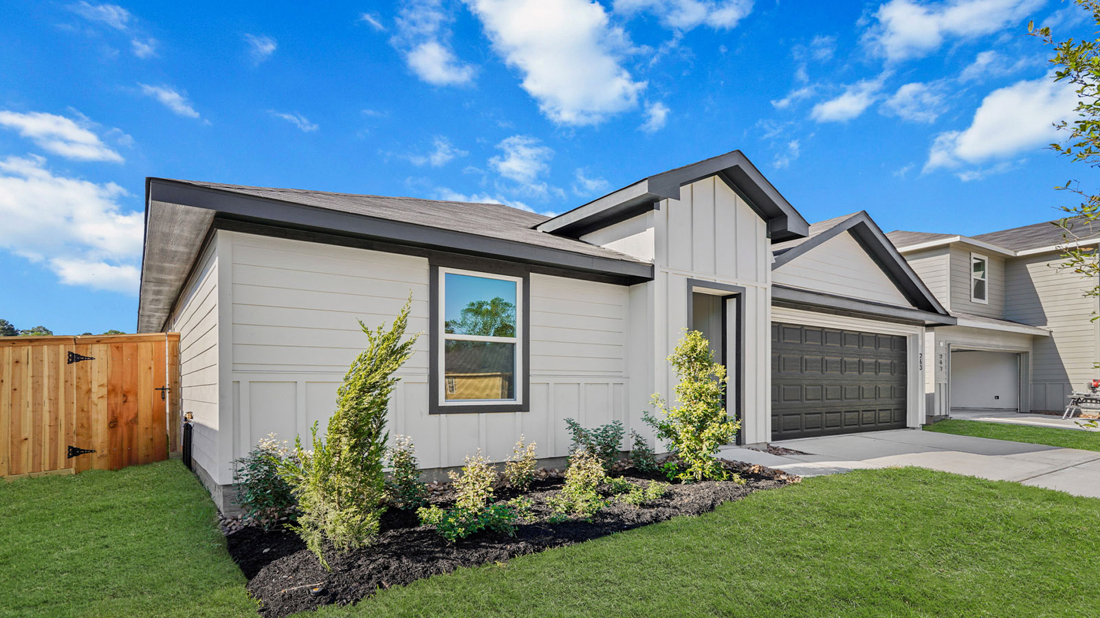 243 Golden Eagle Boulevard