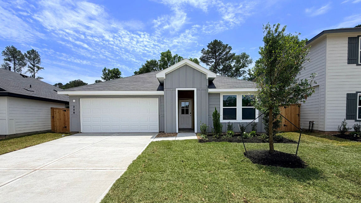 208 Golden Eagle Boulevard