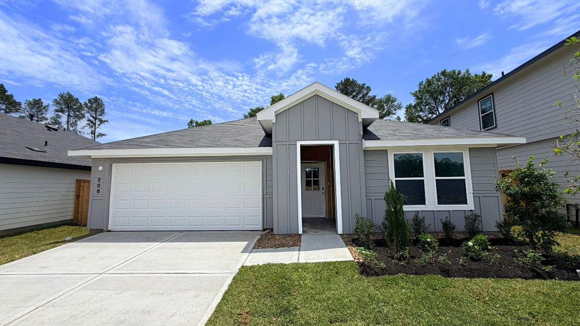 208 Golden Eagle Boulevard