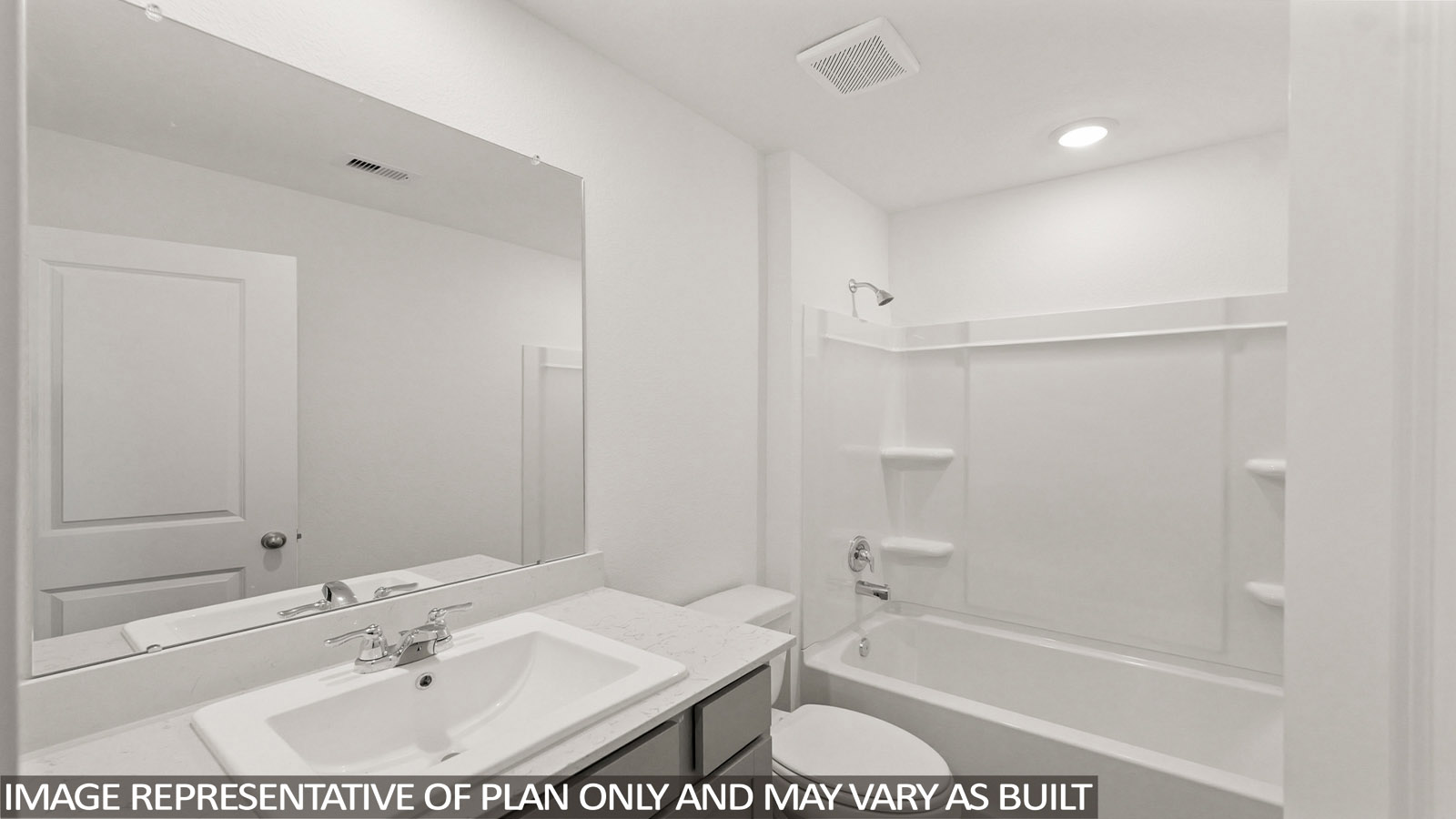 Secondary bathroom with tub/shower combo