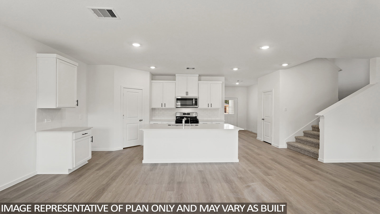 Model Open 7 days a week 105 Golden Eagle Blvd., New Waverly, TX 77358 1-2 story home, 3,4,5,6 bed homes with 1,2,3 baths.