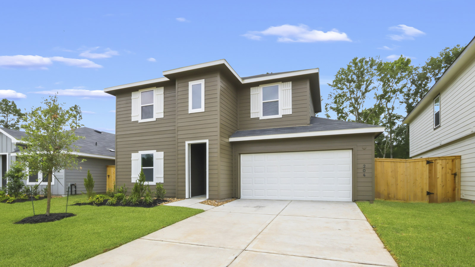 204 Golden Eagle Boulevard