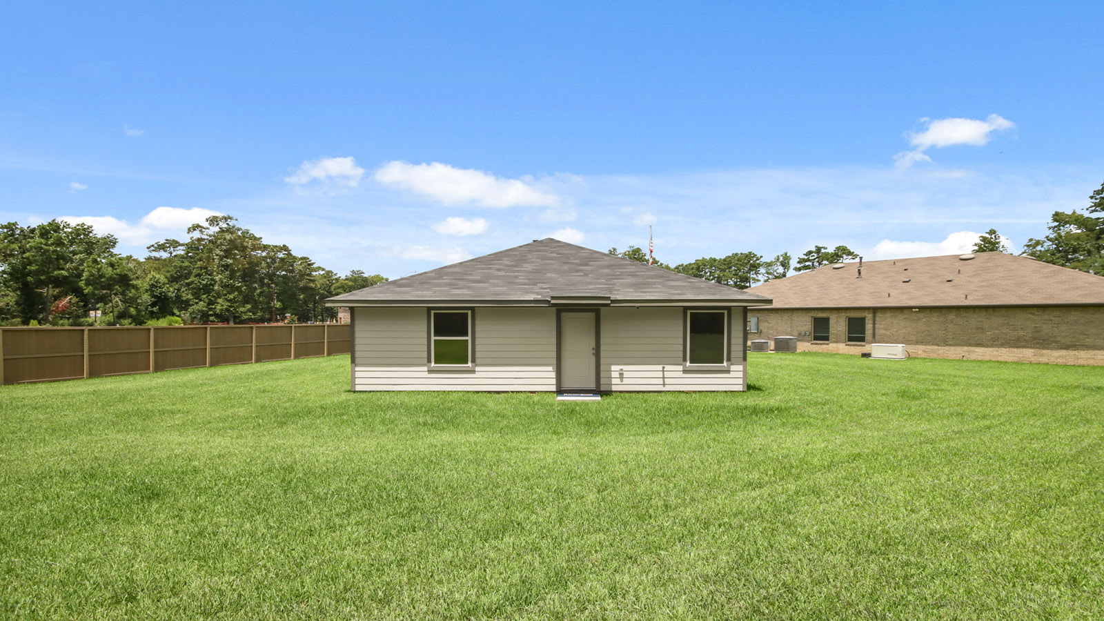 Model Open 7 days a week 15315 Lake Conroe Cove Drive, Willis, TX 77318 Lake Front Lots 1-2 story home, 3,4,5,6 bed homes with 1,2,3 baths.