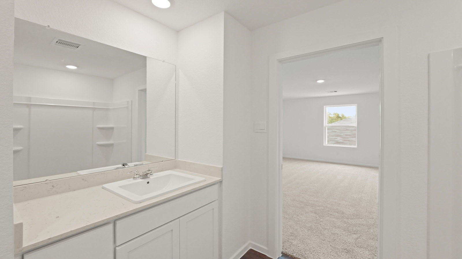 Model Open 7 days a week 15315 Lake Conroe Cove Drive, Willis, TX 77318 Lake Front Lots 1-2 story home, 3,4,5,6 bed homes with 1,2,3 baths.
