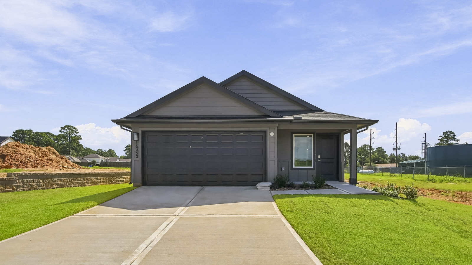 15352 Lake Conroe Cove Drive exterior