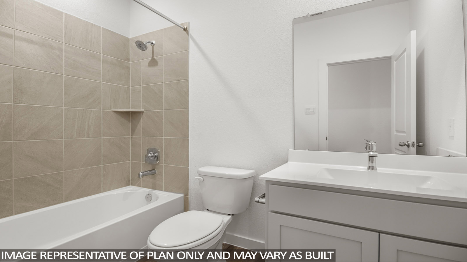 Secondary bathroom with tub/shower combo