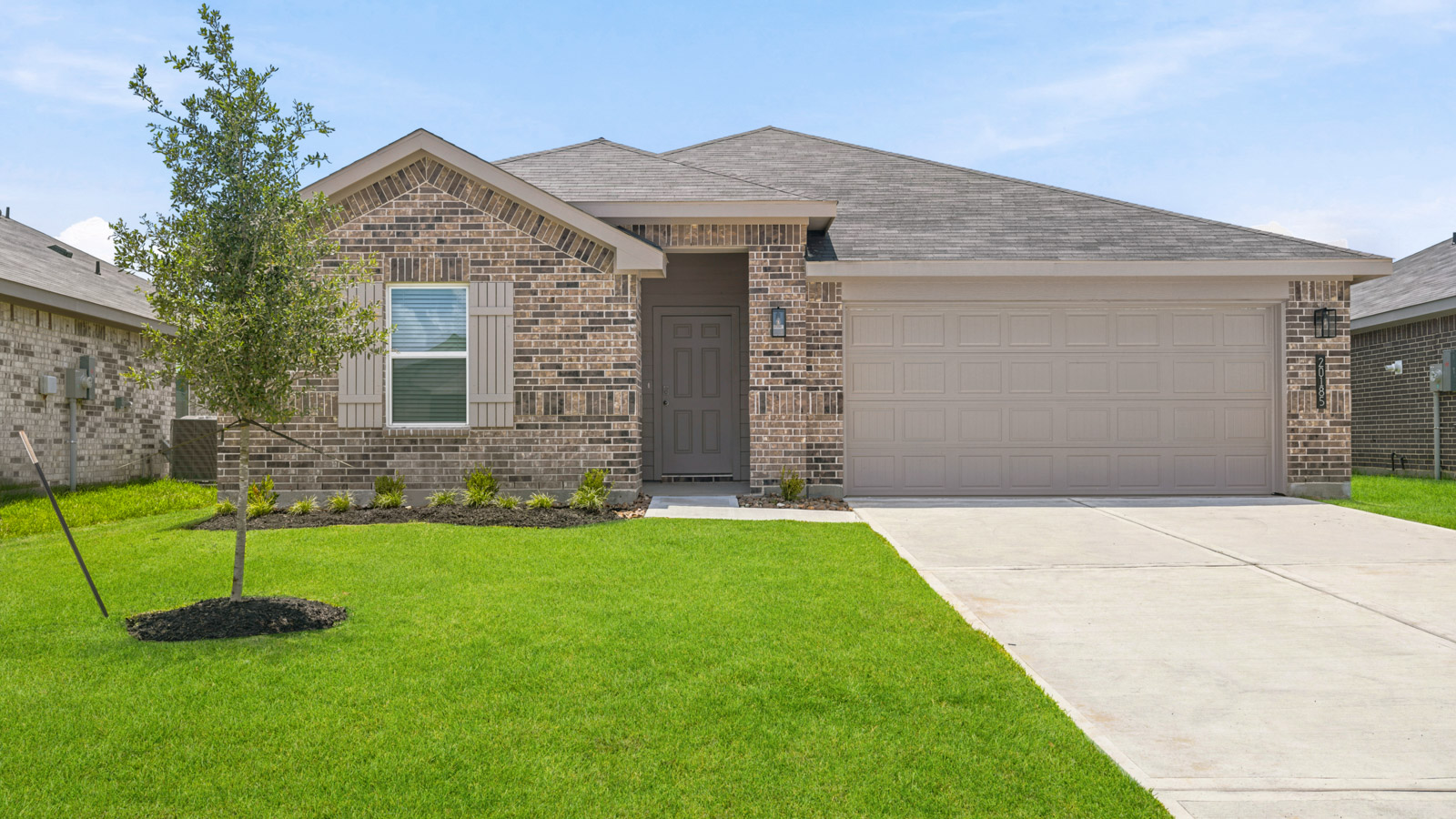 single story home with 2 car garage