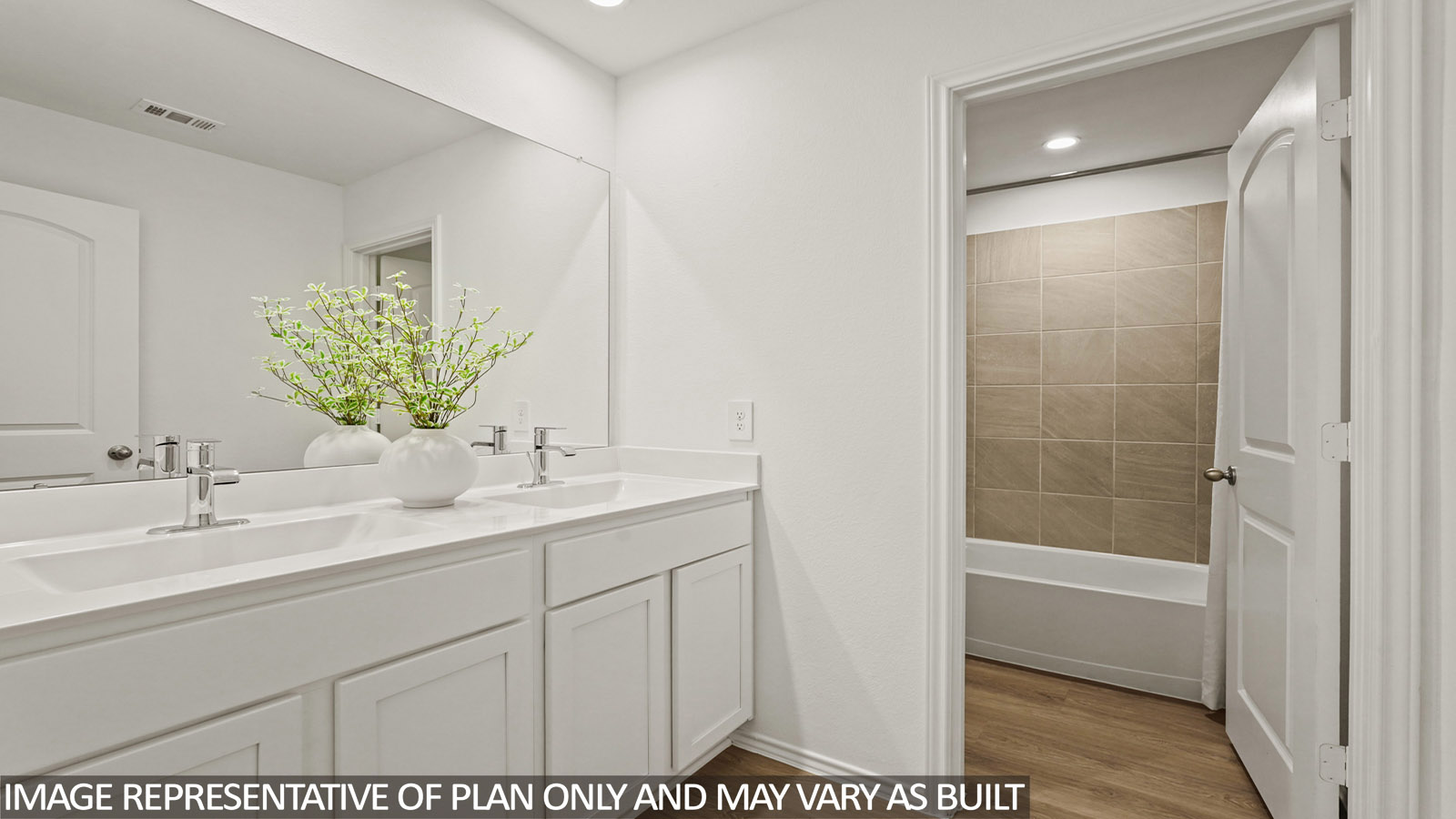 Secondary bathroom with double sinks