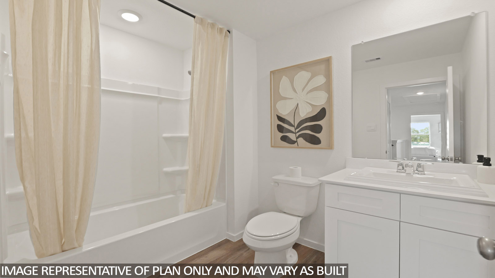 Secondary bathroom with tub/shower combo