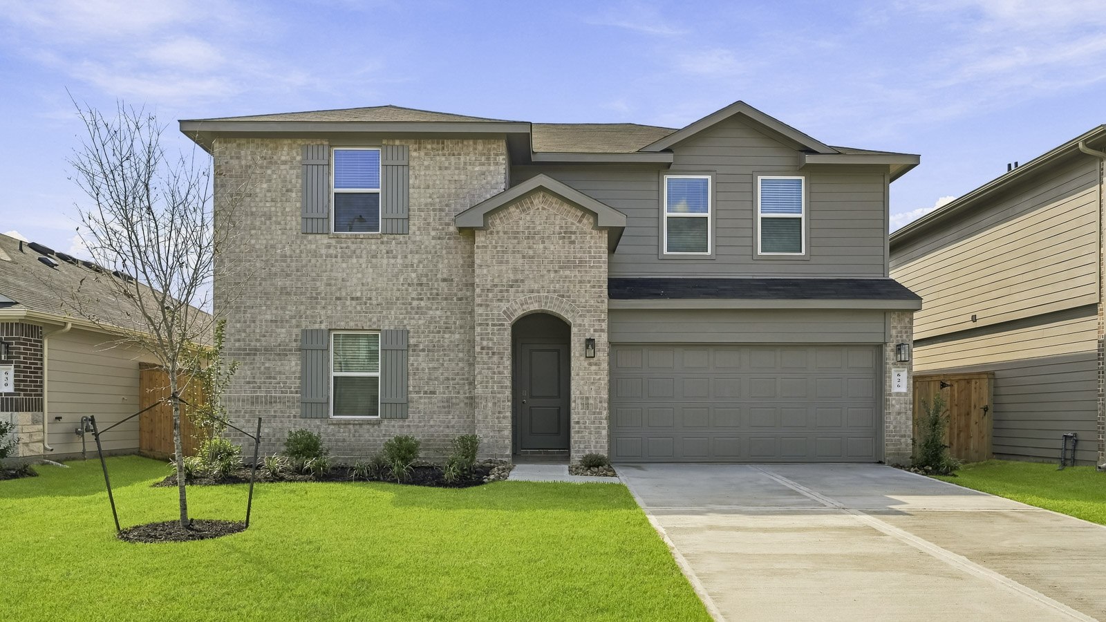 626 Meadowknoll Drive exterior