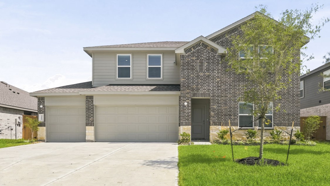 517 Comal Trail exterior