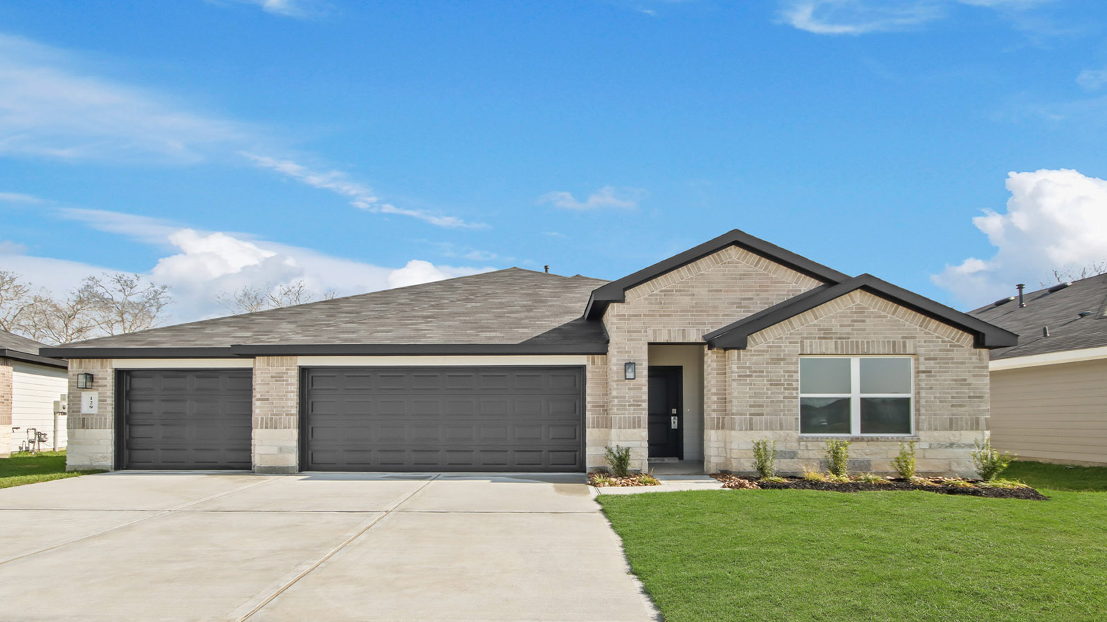 Medina by D.R. Horton — photograph published by the builder