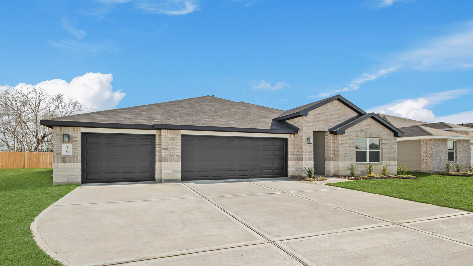 one story home with 3 car garage