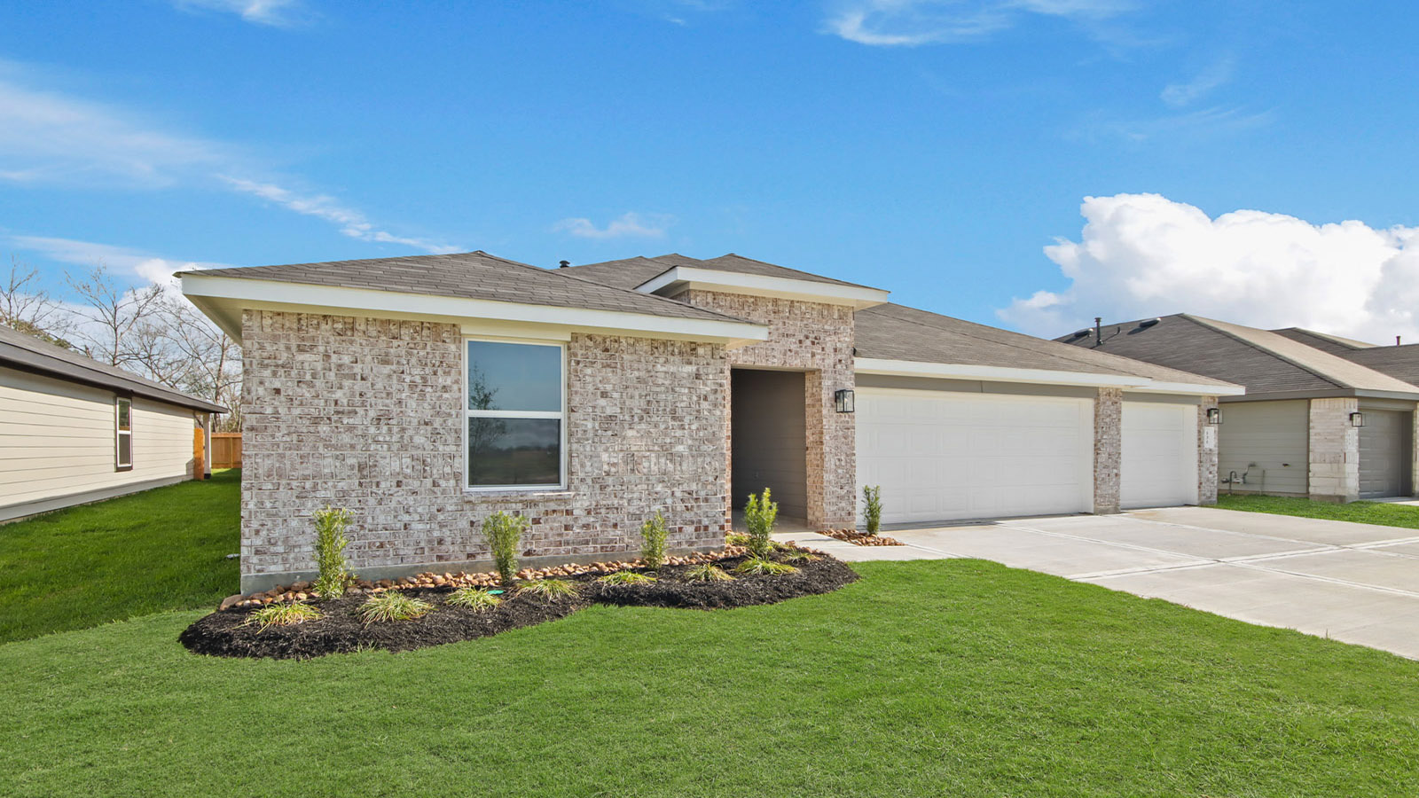 one story with 3 car garage