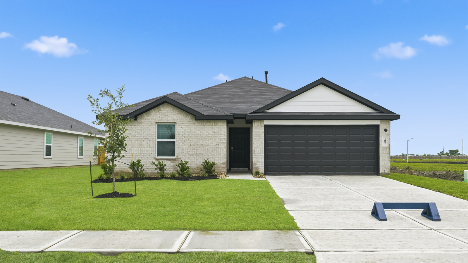 102 Rustic Creek Court exterior