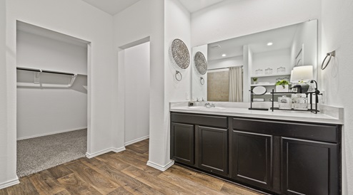 Spacious Primary bathroom