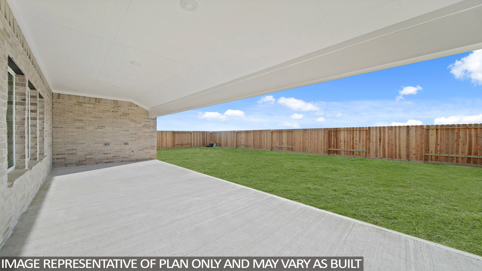 covered patio with overhead lighting
