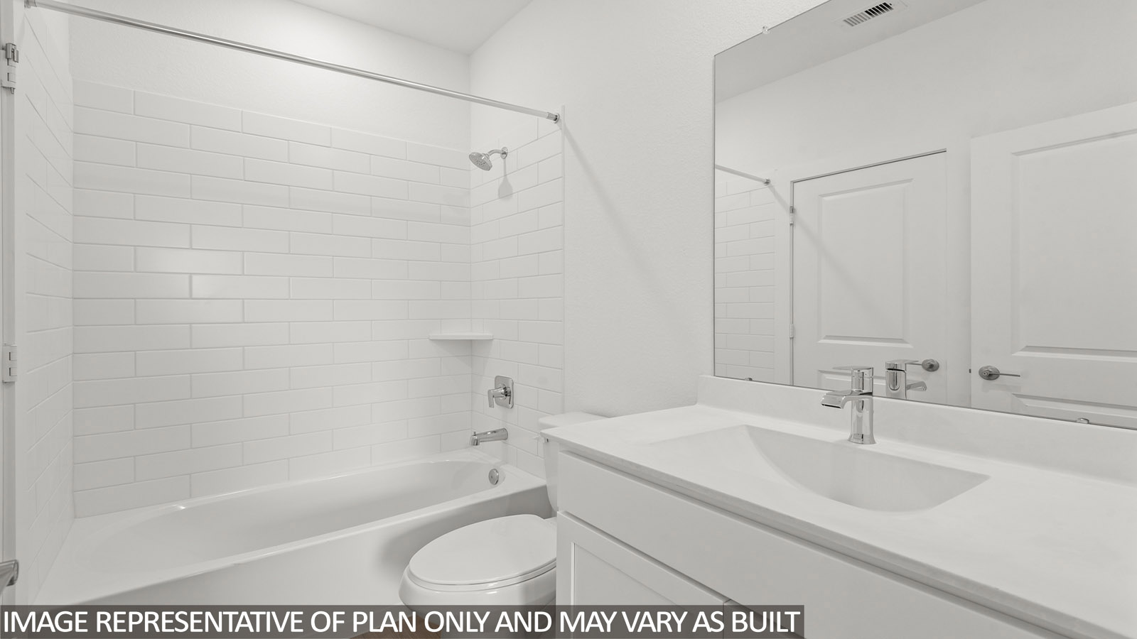 Secondary bathroom with tub/shower combo