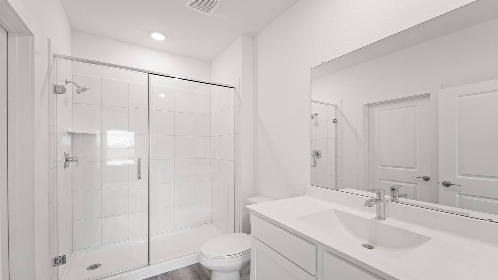 secondary bathroom with shower