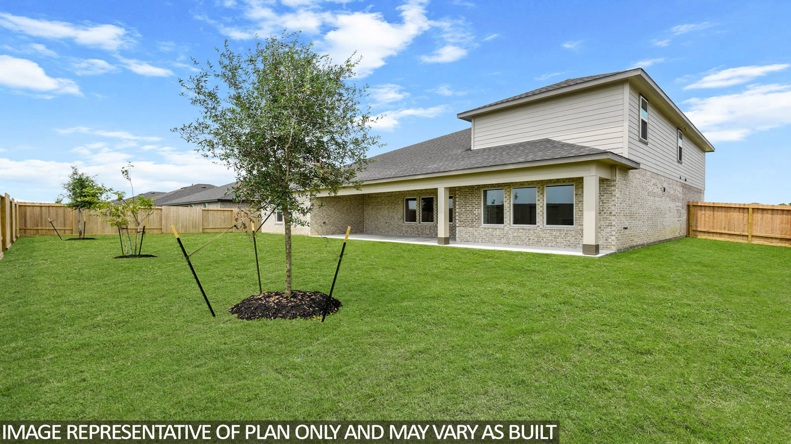 covered patio with overhead lighting