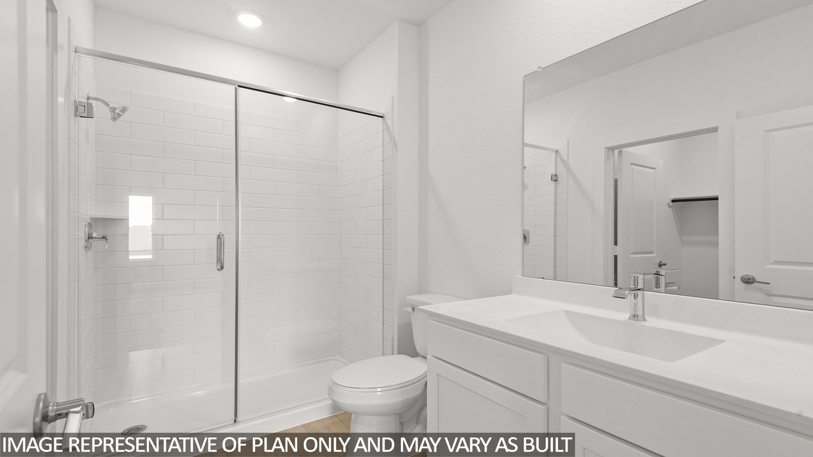 Secondary bathroom with double sinks