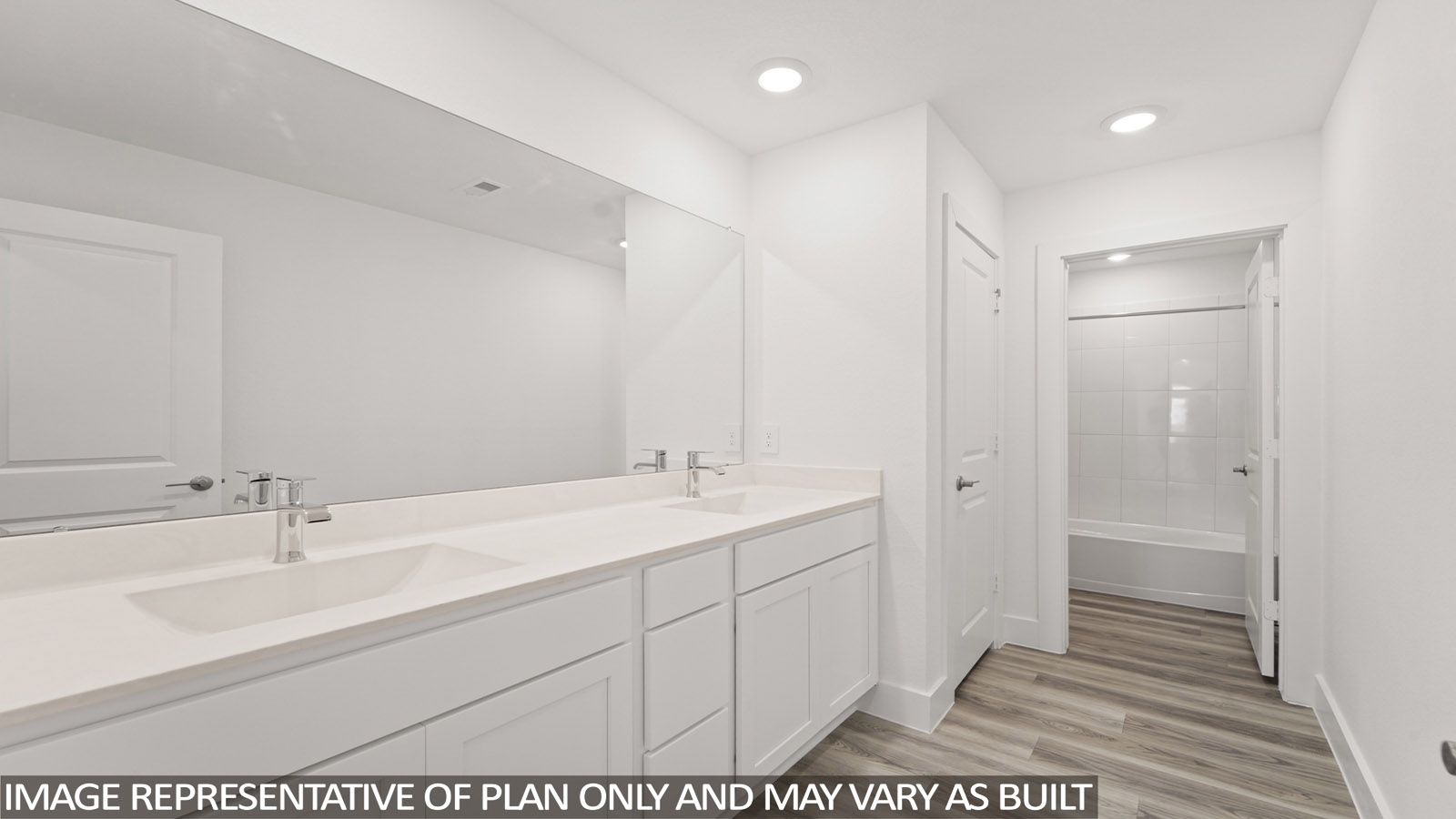 Secondary bathroom with double sinks