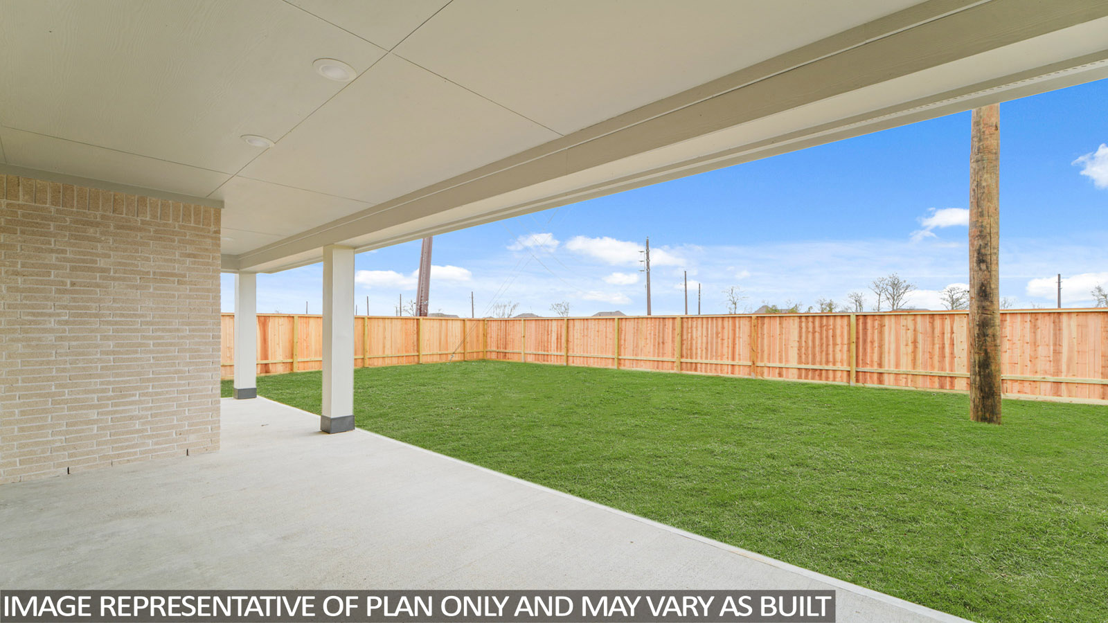 covered patio with overhead lighting