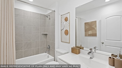 Secondary bathroom with shower/tub combo