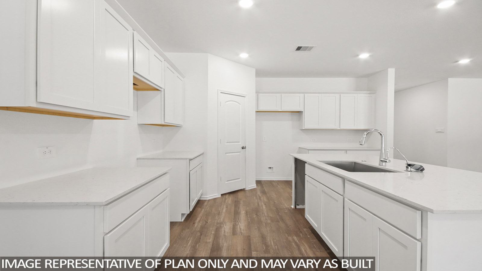 L- shaped kitchen with an island