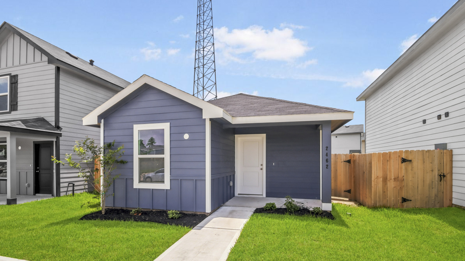 2462 Twin Court exterior