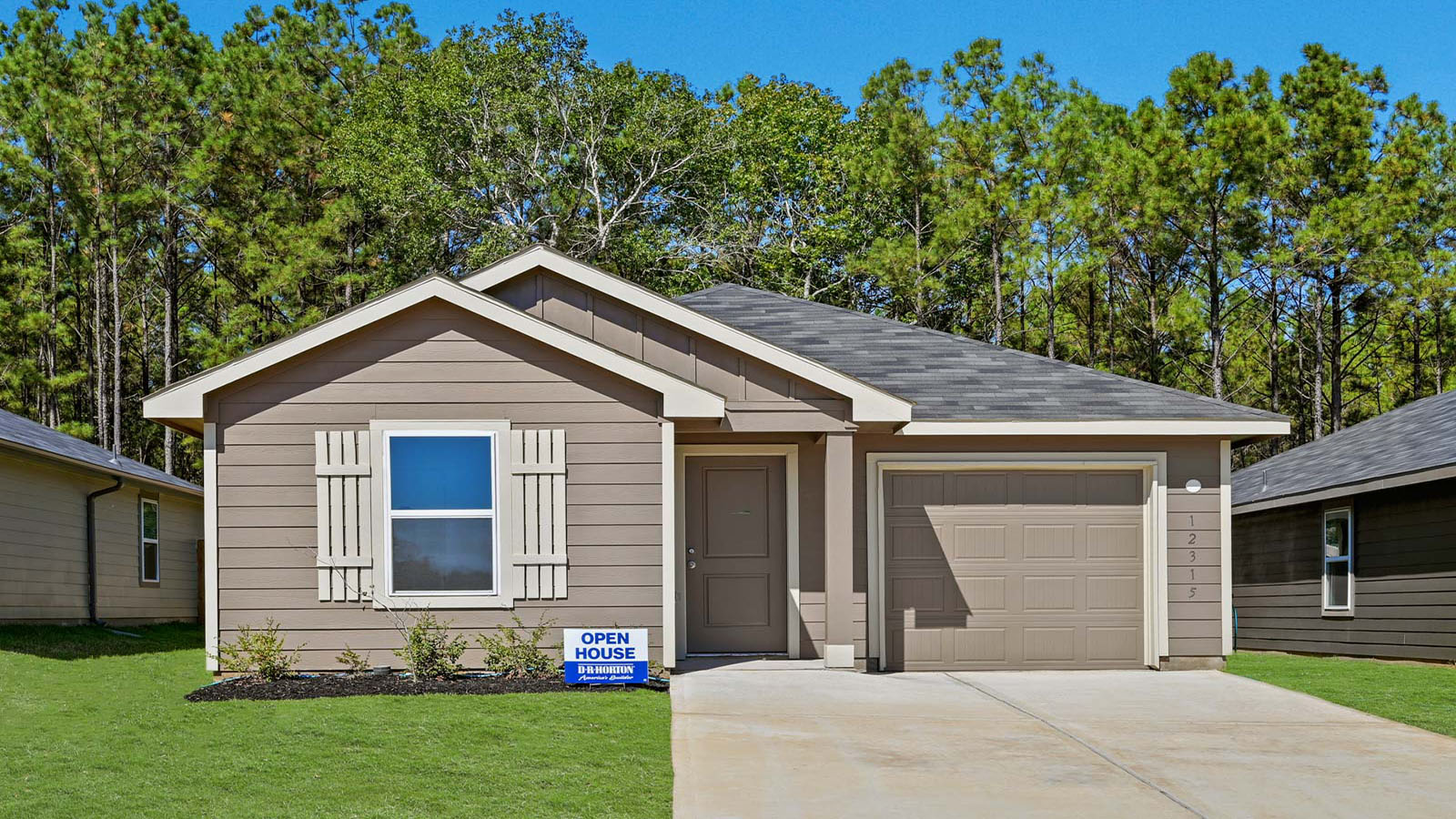 One story home with one car garage
